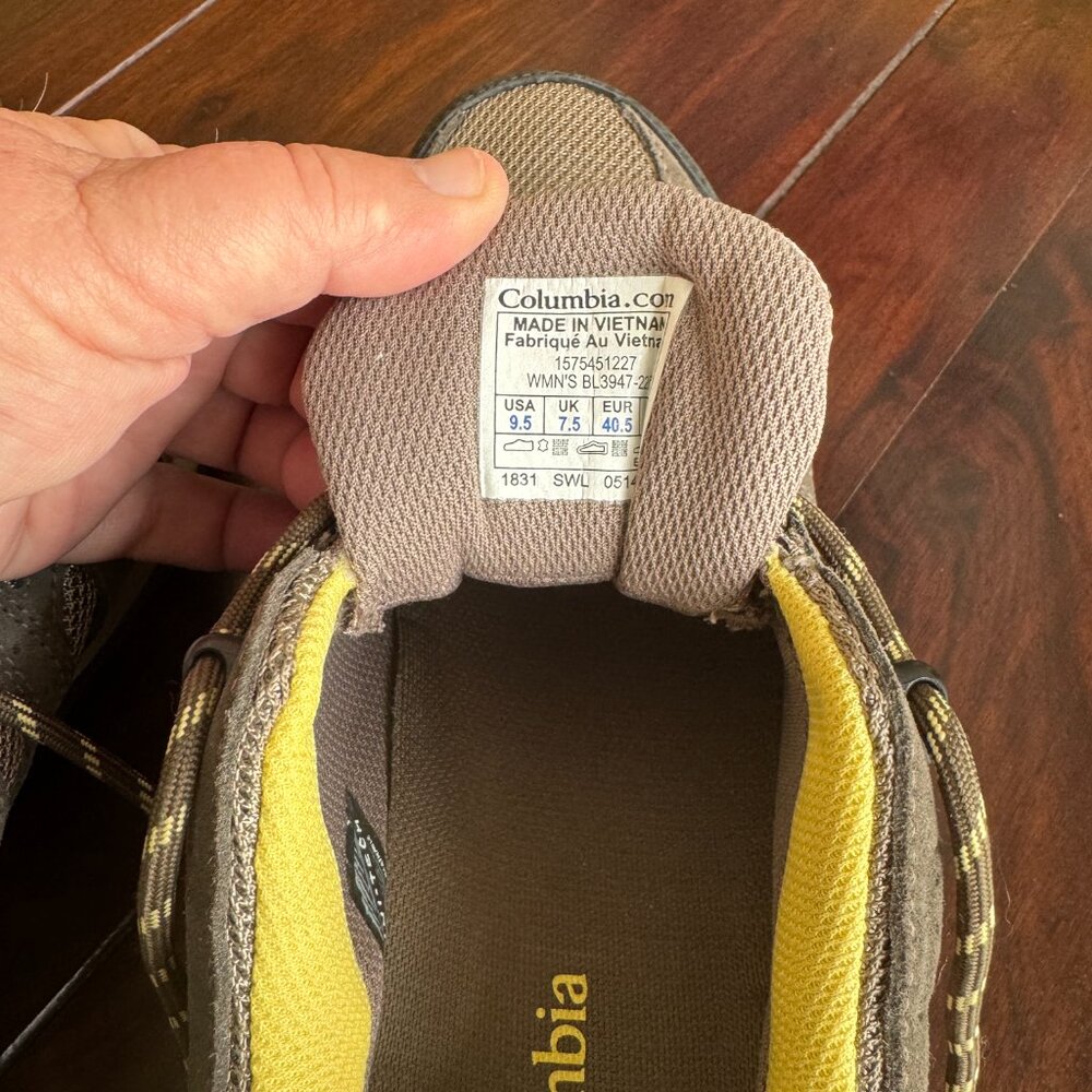 Columbia Redmond Waterproof Hiking Shoes, Size 9.5 Women's Brand New - Picture 7 of 8